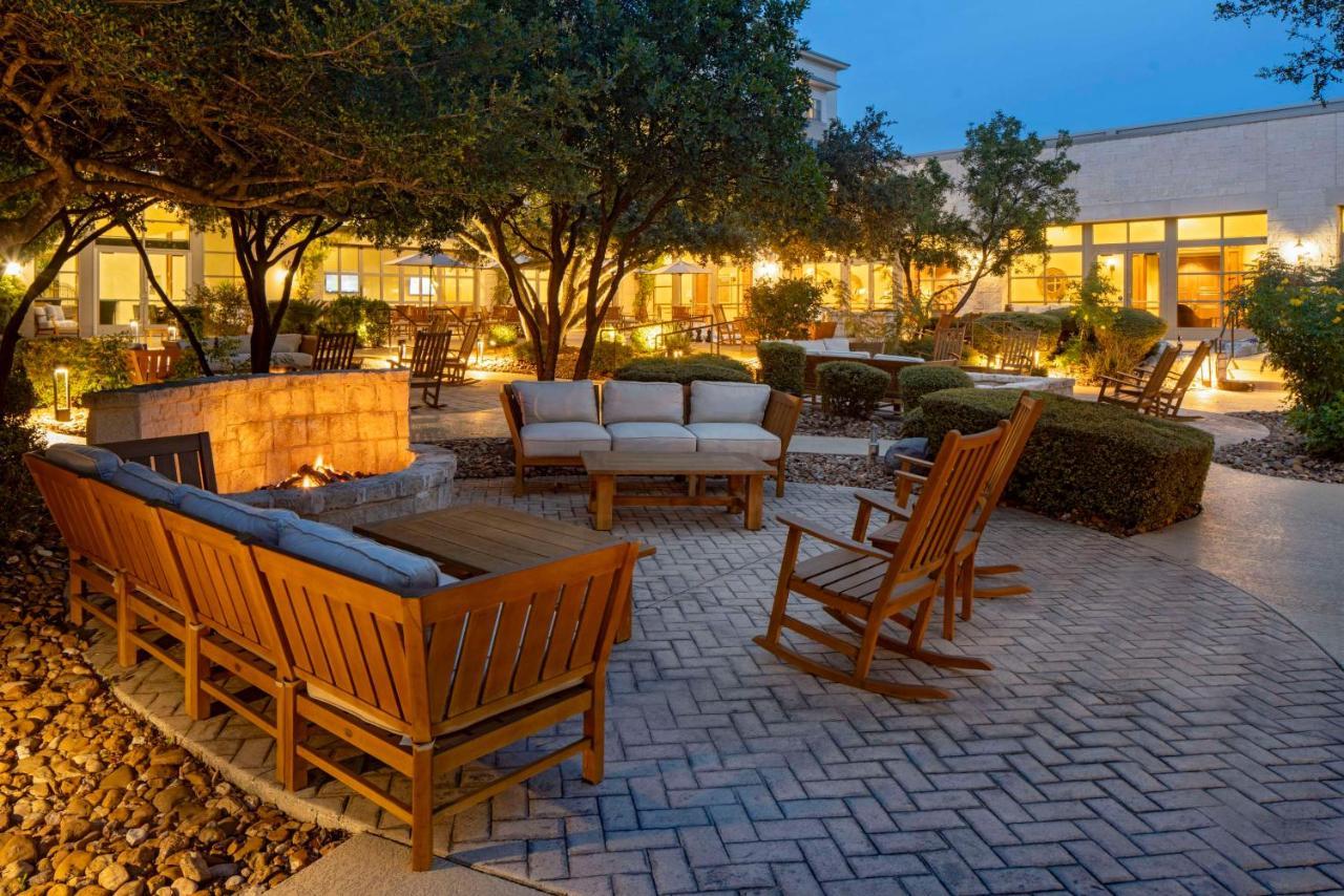 Hilton San Antonio Hill Country Hotel Buitenkant foto