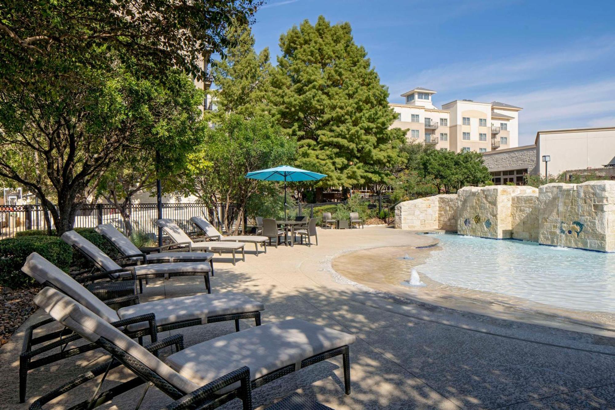 Hilton San Antonio Hill Country Hotel Buitenkant foto