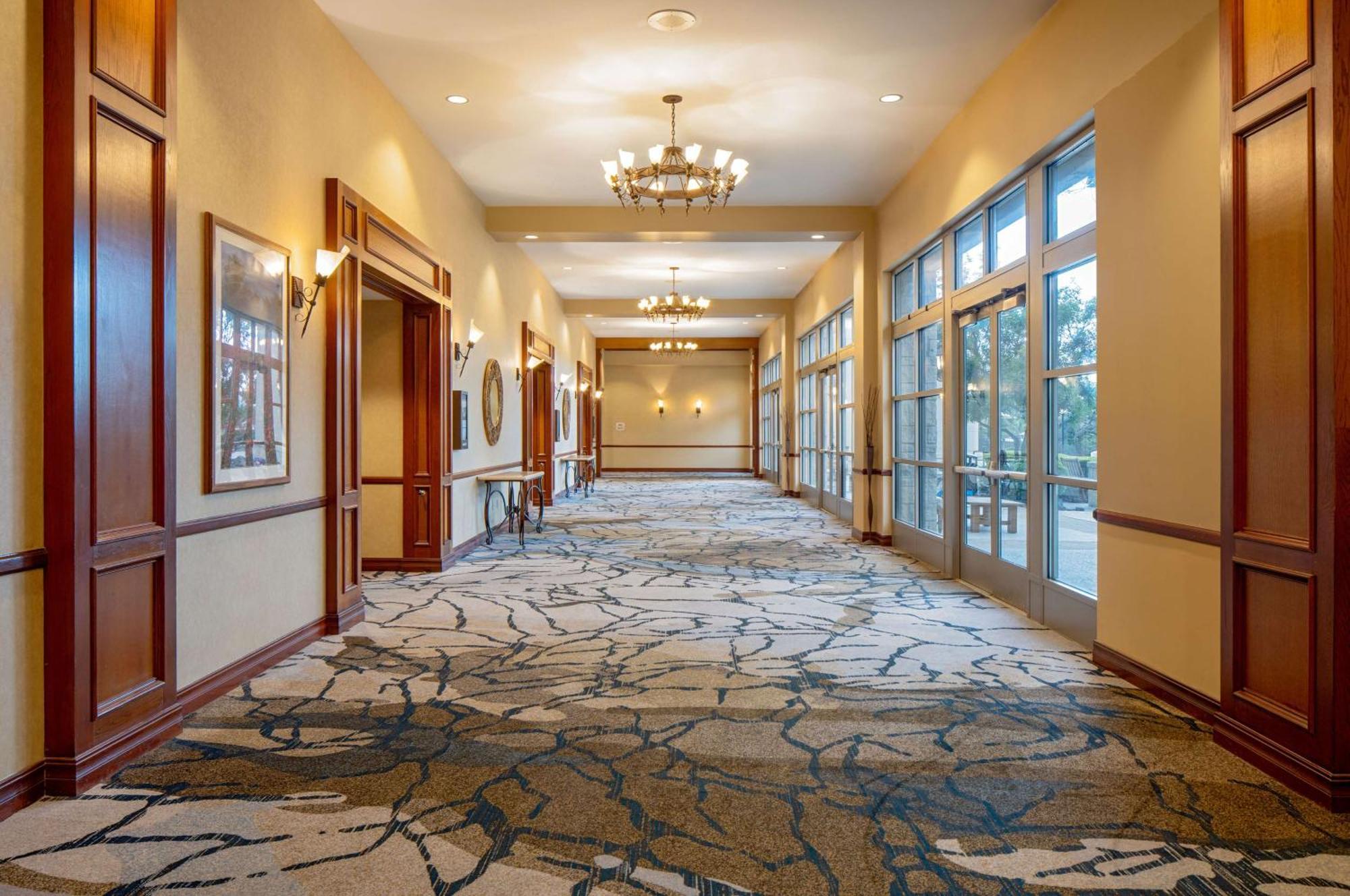 Hilton San Antonio Hill Country Hotel Buitenkant foto